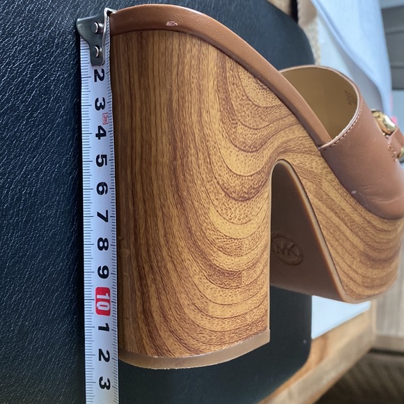 Michael Kors Clogs - Picture 8 of 9